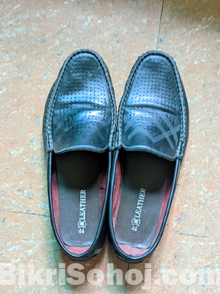 Black pam shoes lofer